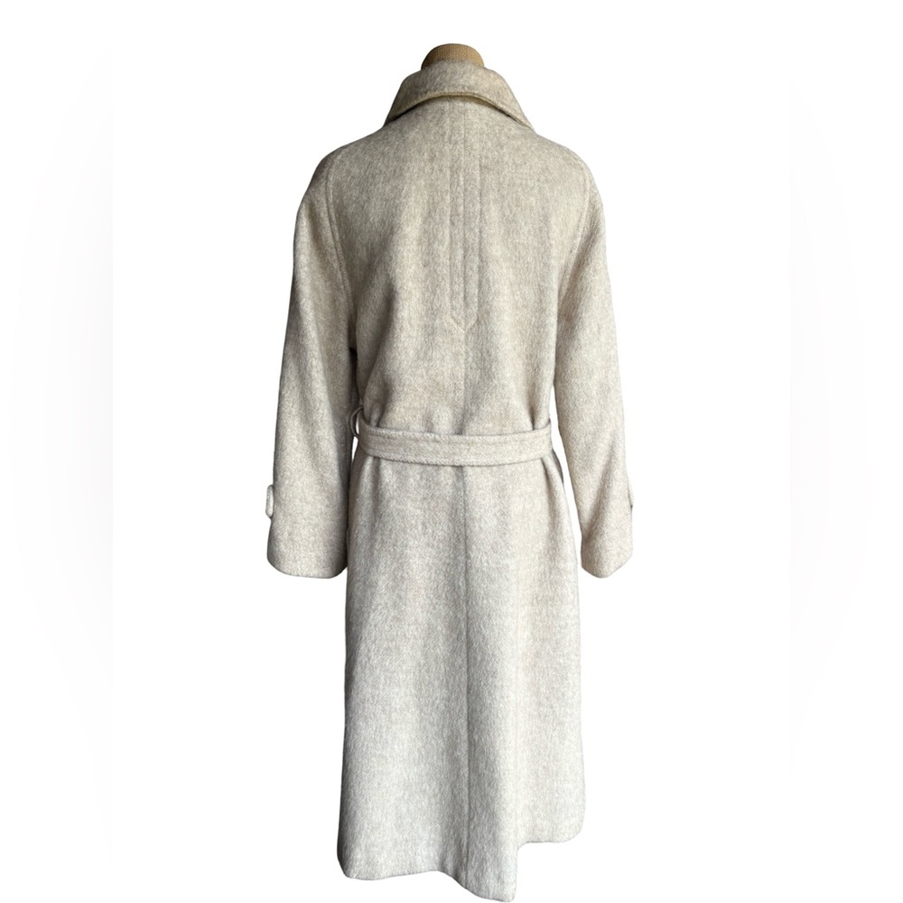 Vtg. 1980s Forecaster of Boston Elegant Beige Wool Blend Coat w/Belt size 15/16 - Picture 6 of 15